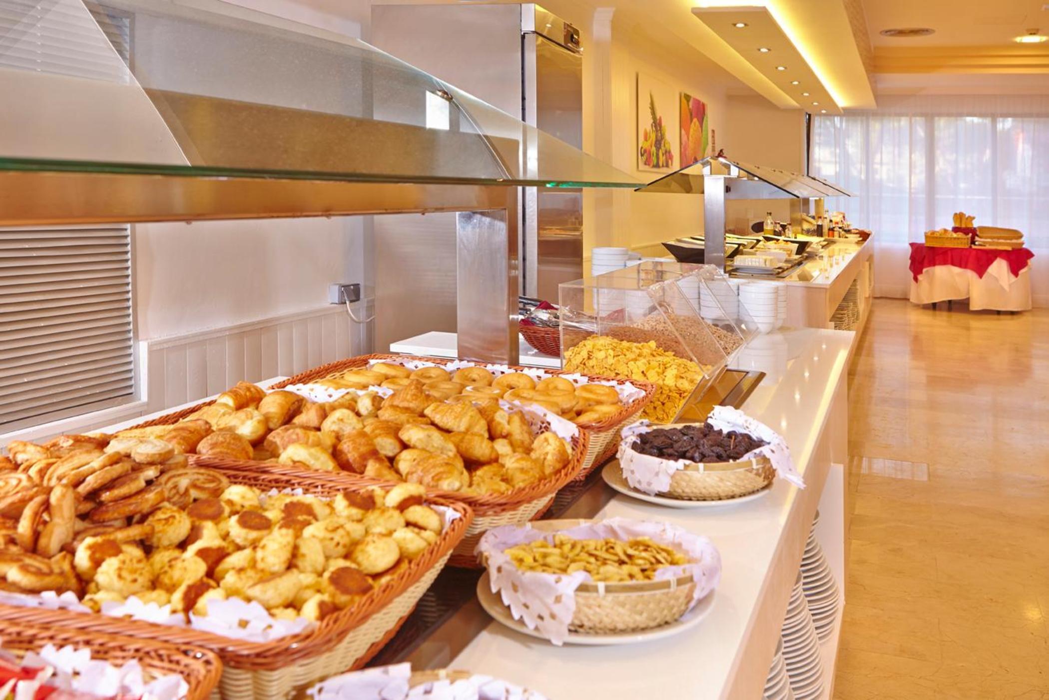 Ośrodek wypoczynkowy Mll Palma Bay Club 3*
